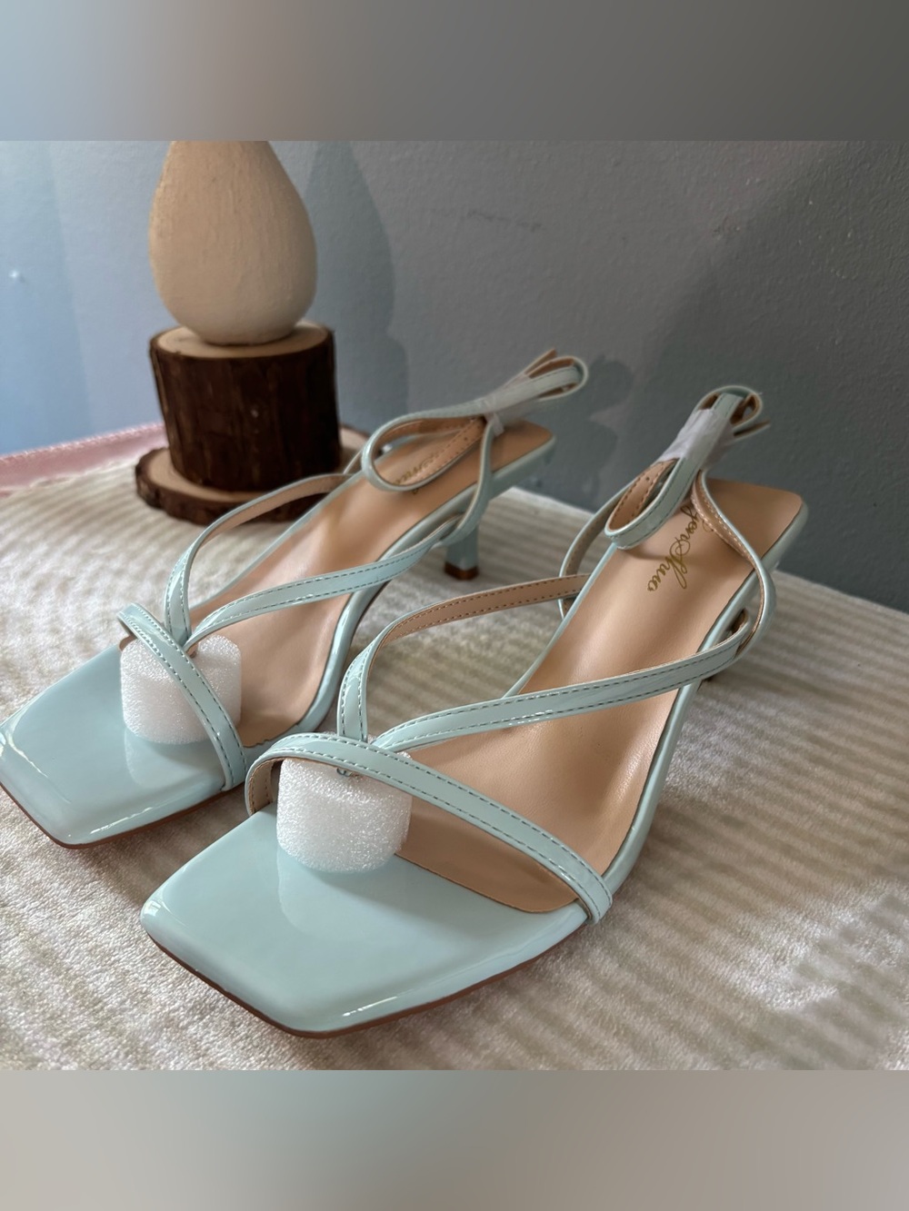 Genshuo Pastel Blue Strappy Kitten Heel Sandals